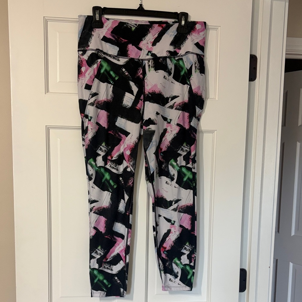 Betsey Johnson Colorful Abstract Leggings